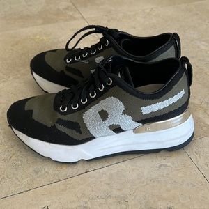 Rucoline Platform Sneaker 36
